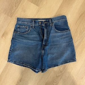 Levi’s High Loose Shorts